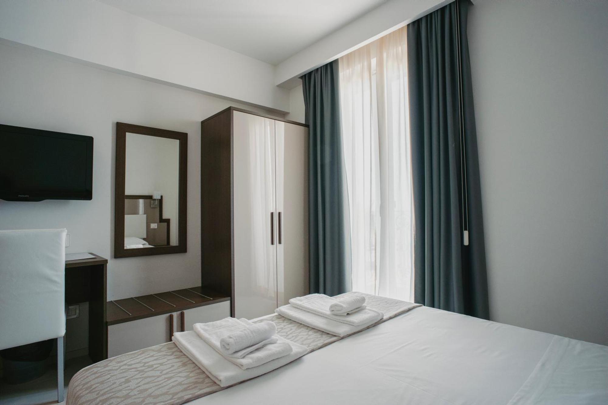 Hotel Baia Marina Cupra Marittima Eksteriør billede