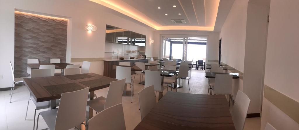 Hotel Baia Marina Cupra Marittima Eksteriør billede